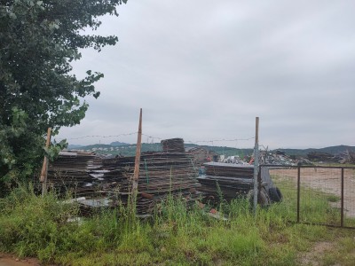 莱山区解甲庄周边31亩带房土地出售图9